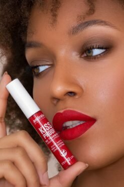 Alternative view of Andreia Professional Make Up - Kiss Proof - Colour 02 Seductive Red