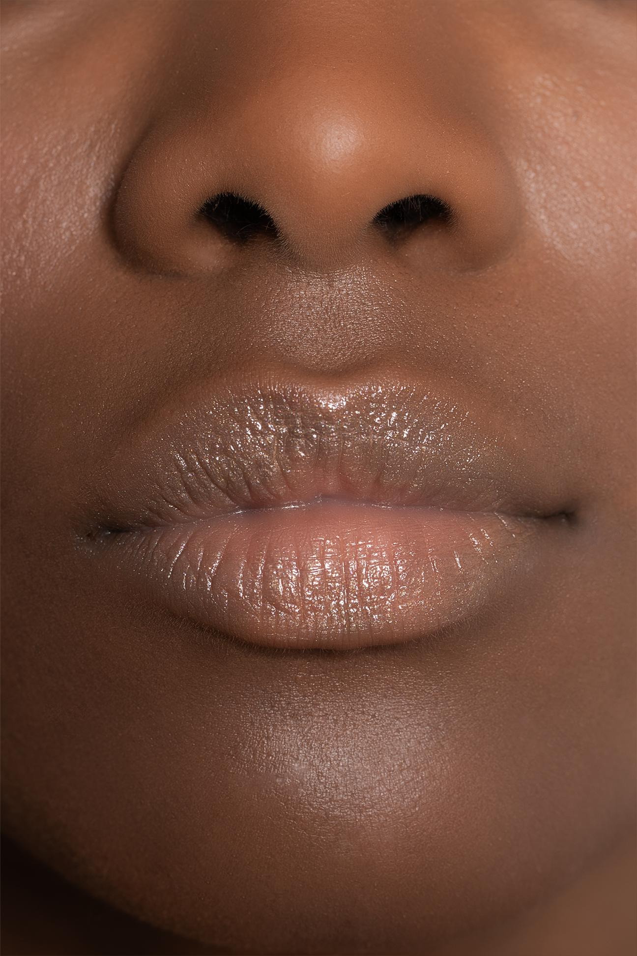 Andreia Professional Make Up - Yummy Kiss Lip Oil Illuminator SPF 30 - Shade 04 PERFECT NUDE - Image 3