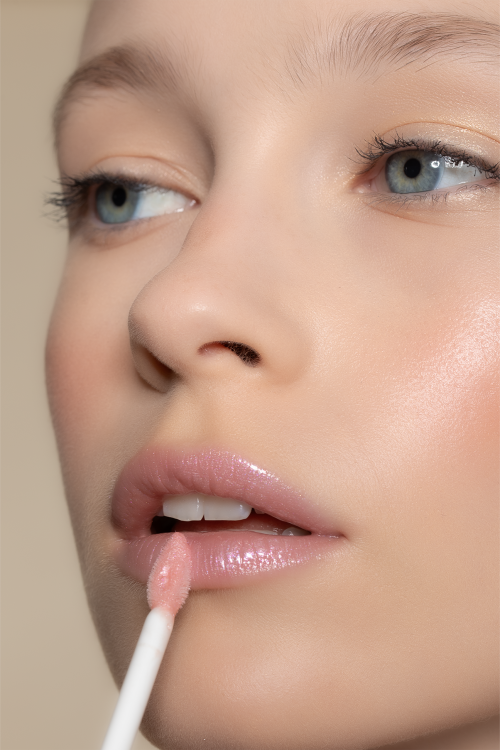 Alternative view of Andreia Professional Make Up - Yummy Kiss Lip Oil Illuminator SPF 30 - Shade 05 MAGIC PINK